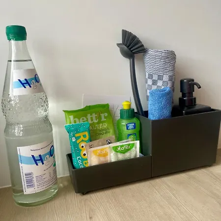 Your Away From Lejlighed *